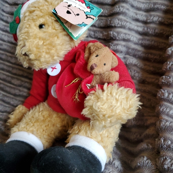 Vintage 2001 Avon Sammy Plush Bear - Picture 5 of 7